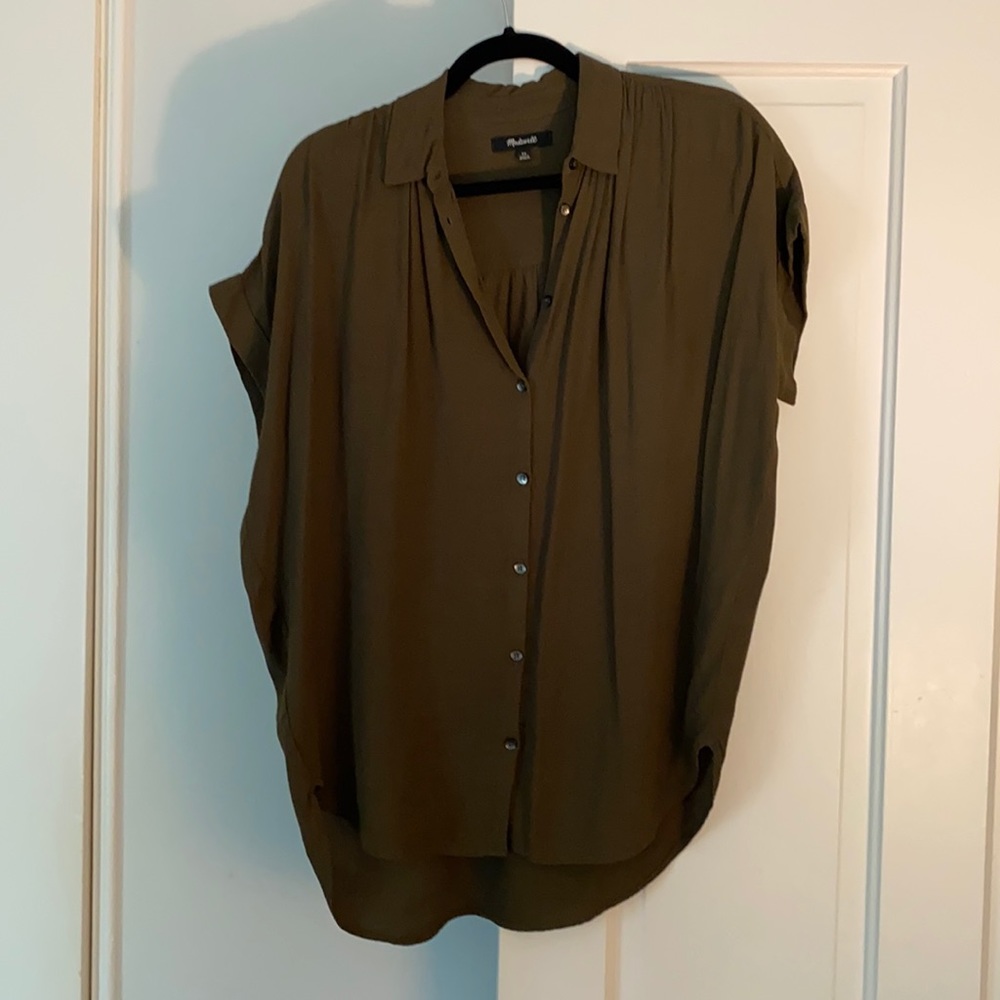 Madewell Central Drapey Shirt in Kale (dark olive)